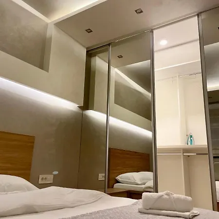 Midtown Boutique דירה *