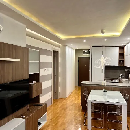 Midtown Boutique דירה *